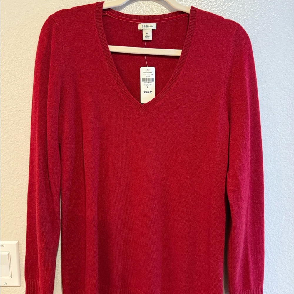 New with tags LLbean Cashmere sweater M